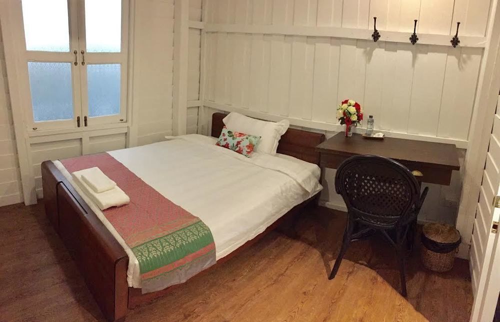 Baankachitpan Bangkok Hotel Экстерьер фото
