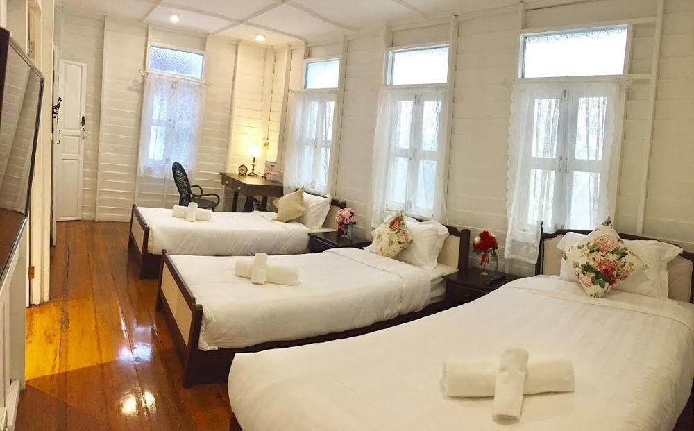 Baankachitpan Bangkok Hotel Экстерьер фото