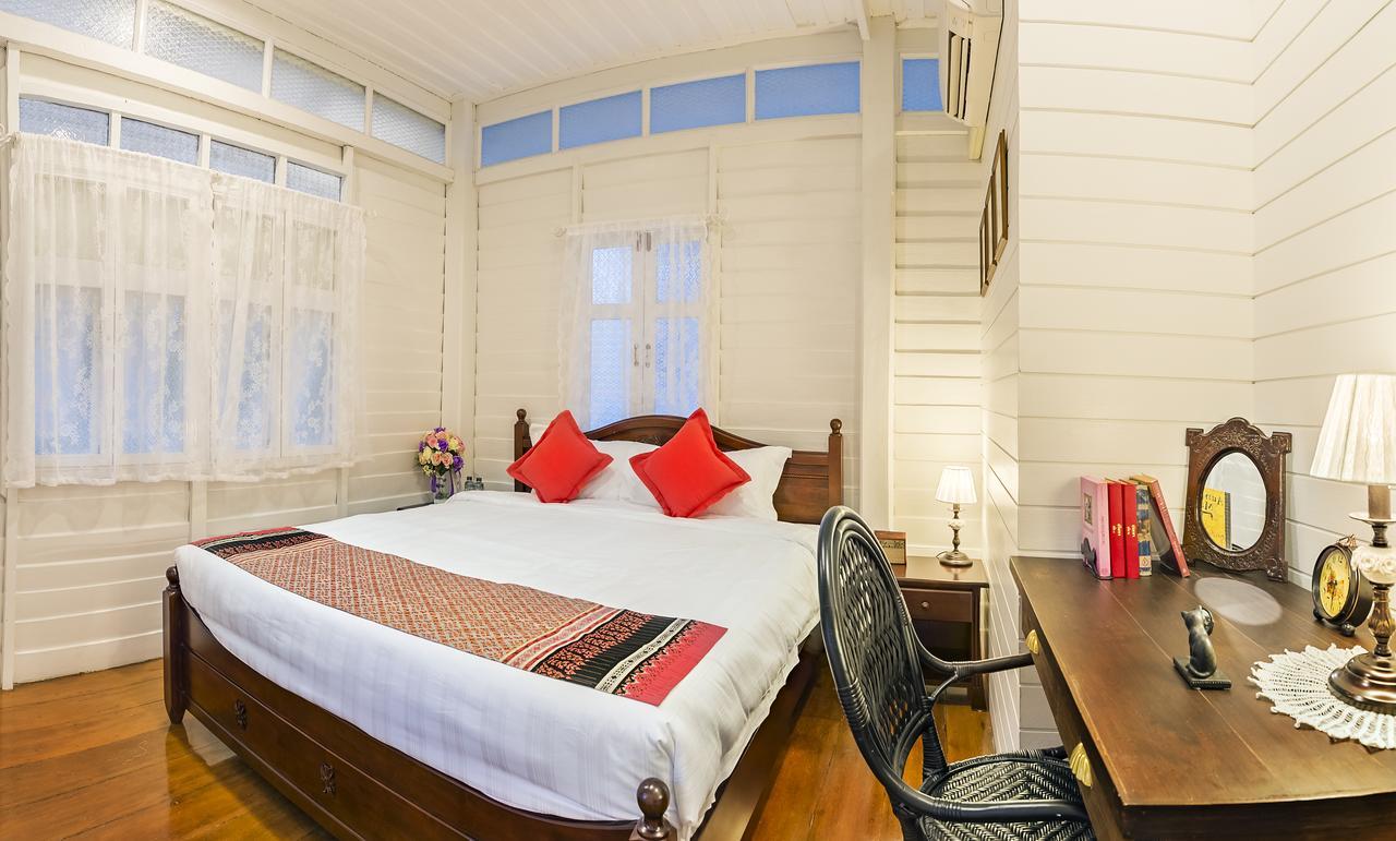 Baankachitpan Bangkok Hotel Экстерьер фото